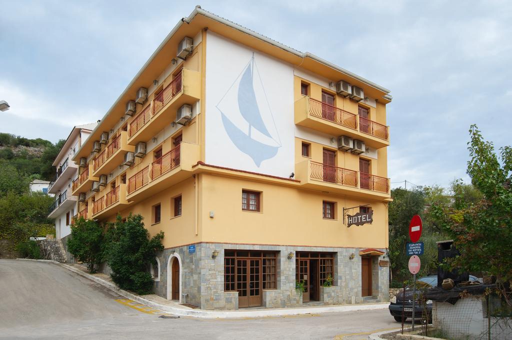 Moustakis Hotel Agia Efimia Pokoj fotografie